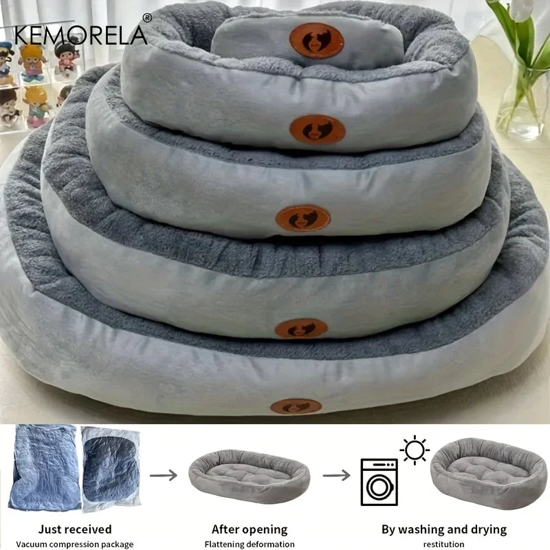 Warm oval pet bed green